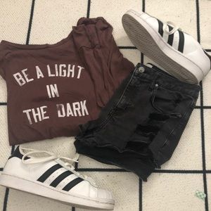 American Eagle Burgundy long sleeved shirt